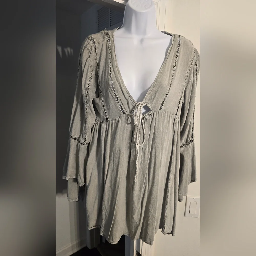 PrettyLittleThing Tunic Top Washed Gray Tie Front Frill Sleeve Beach Size 6 - Picture 10 of 10